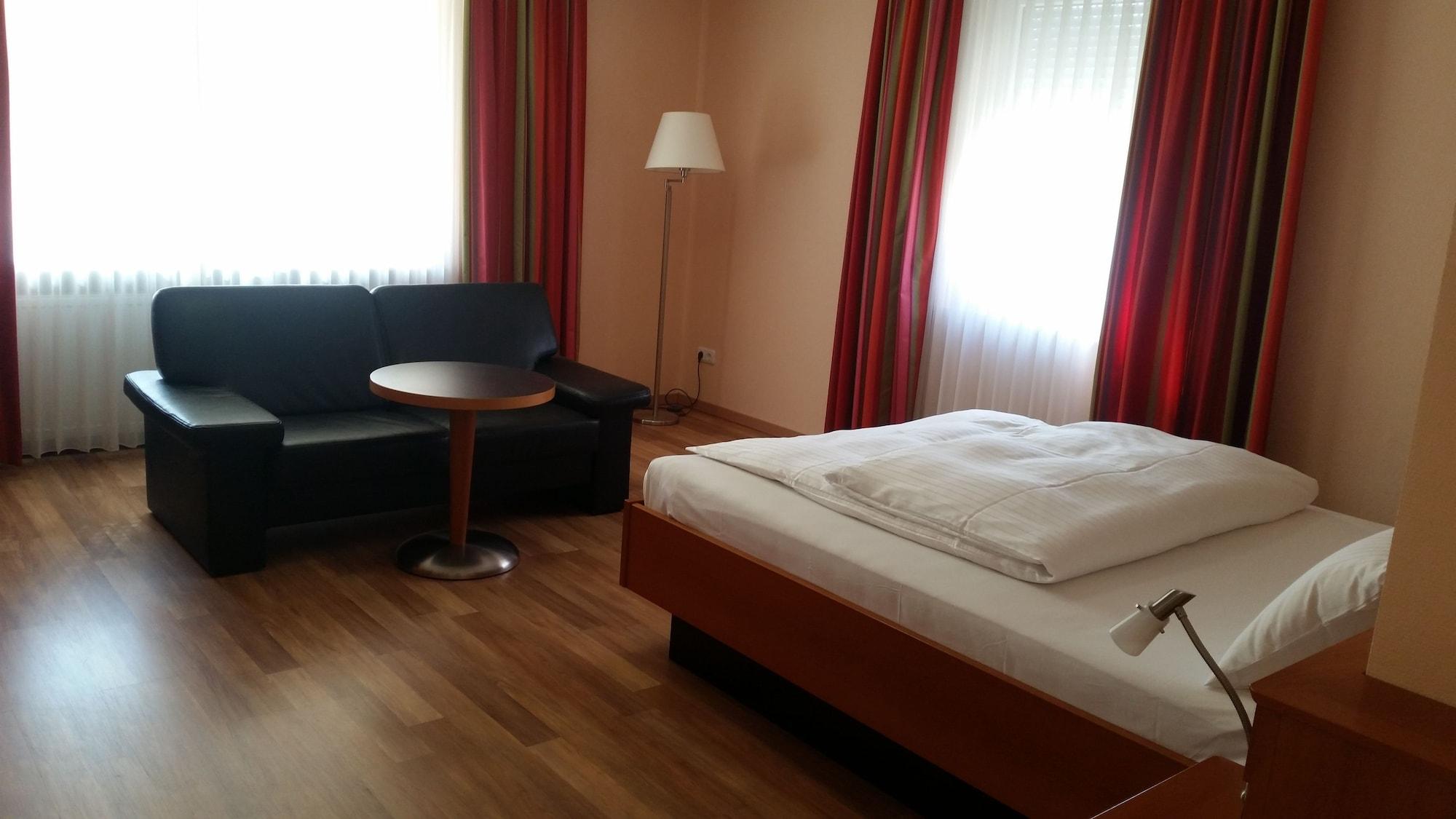 Apartment Hotel Kral - Business Hotel & Serviced Apartments Ερλάνγκεν Εξωτερικό φωτογραφία