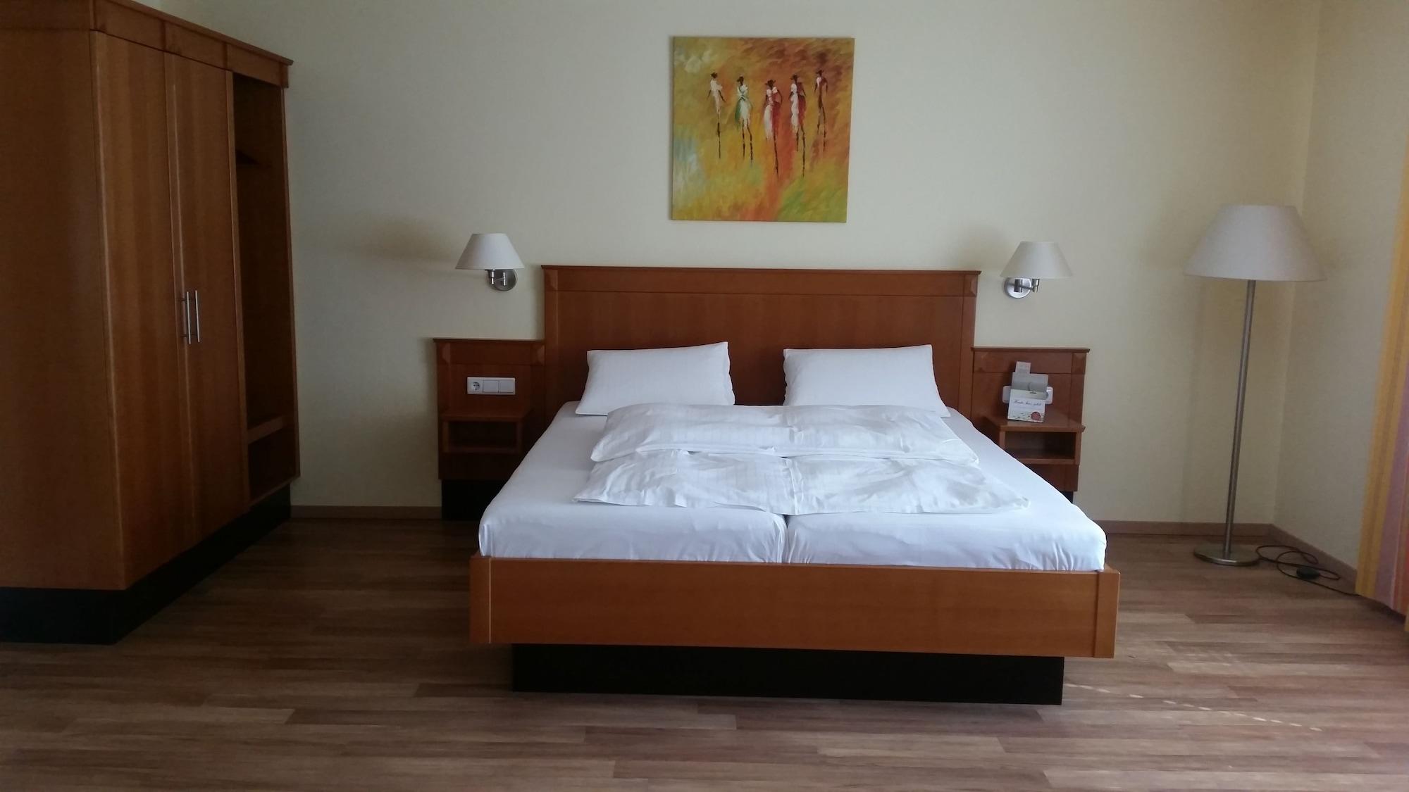 Apartment Hotel Kral - Business Hotel & Serviced Apartments Ερλάνγκεν Εξωτερικό φωτογραφία