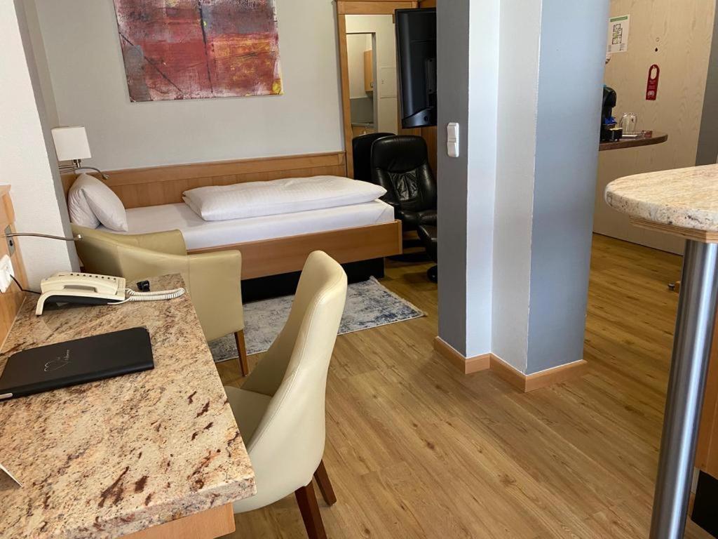 Apartment Hotel Kral - Business Hotel & Serviced Apartments Ερλάνγκεν Εξωτερικό φωτογραφία