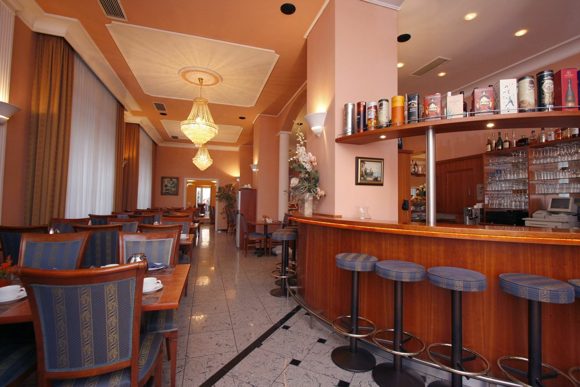 Apartment Hotel Kral - Business Hotel & Serviced Apartments Ερλάνγκεν Εξωτερικό φωτογραφία