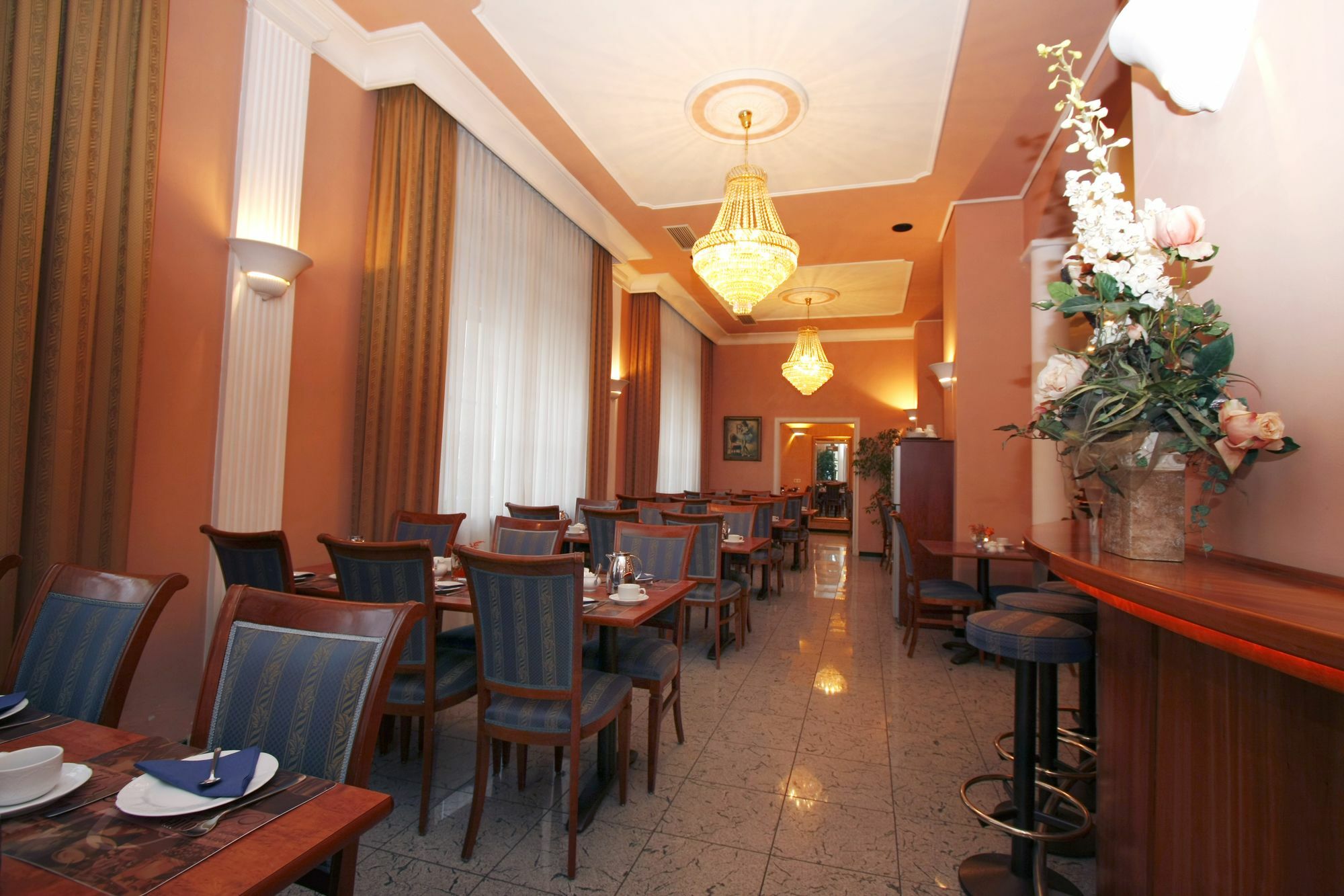 Apartment Hotel Kral - Business Hotel & Serviced Apartments Ερλάνγκεν Εξωτερικό φωτογραφία